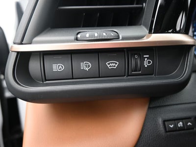 2026 Toyota Toyota Crown Signia XLE