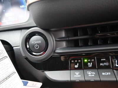 2026 Toyota Toyota Crown Signia XLE