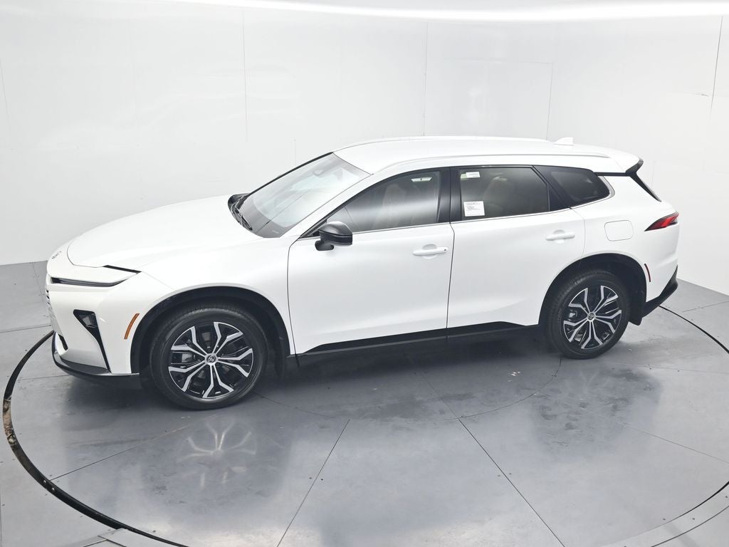 2026 Toyota Toyota Crown Signia XLE