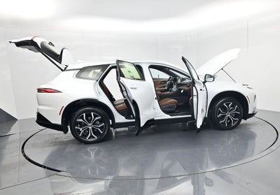 2026 Toyota Toyota Crown Signia XLE