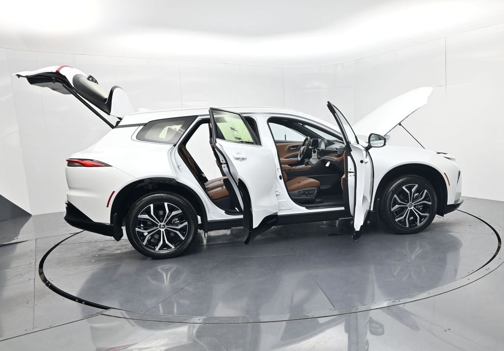 2026 Toyota Toyota Crown Signia XLE