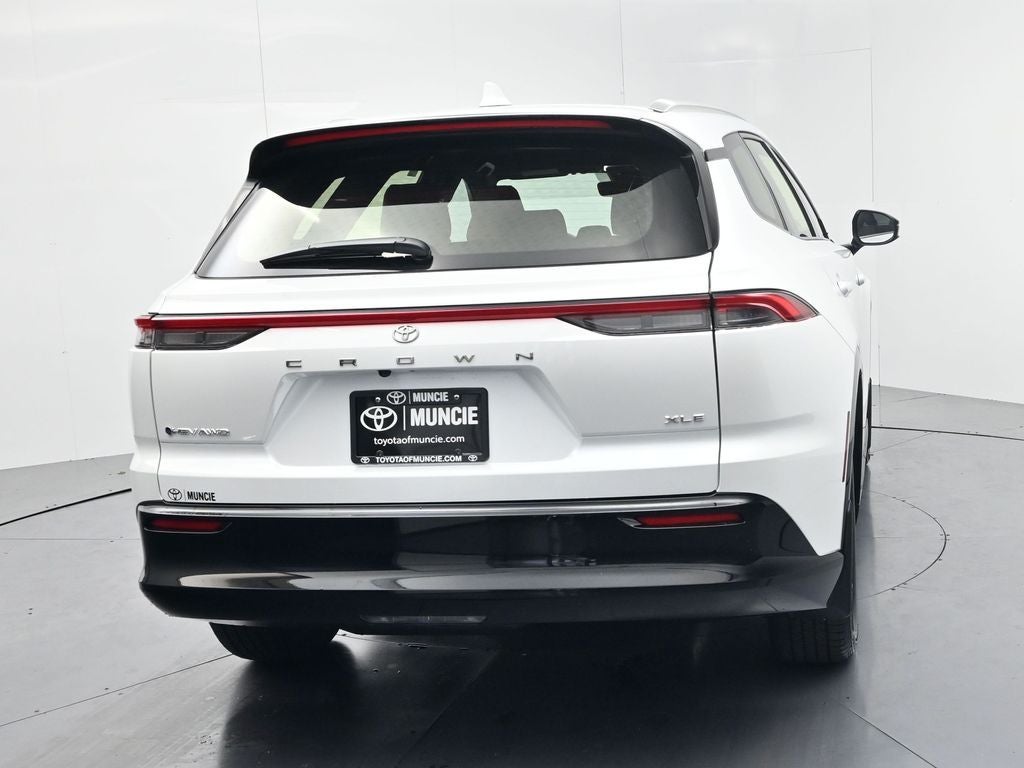 2026 Toyota Toyota Crown Signia XLE