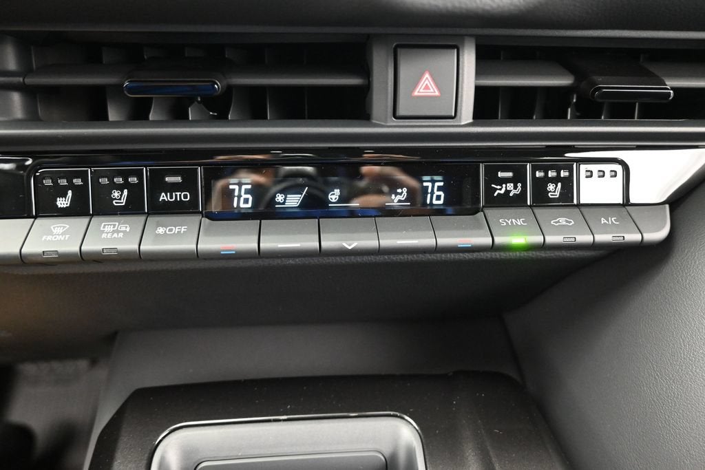 2026 Toyota Toyota Crown Signia Limited