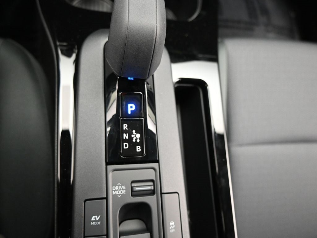 2026 Toyota Prius LE AWD