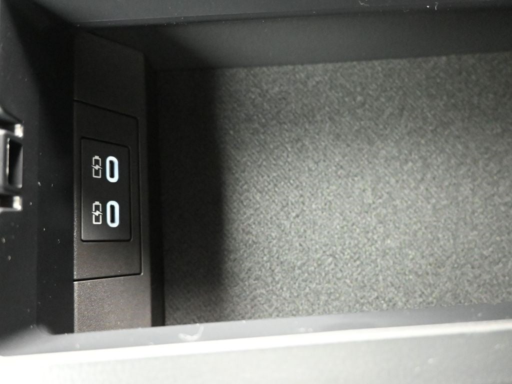 2026 Toyota Prius LE AWD