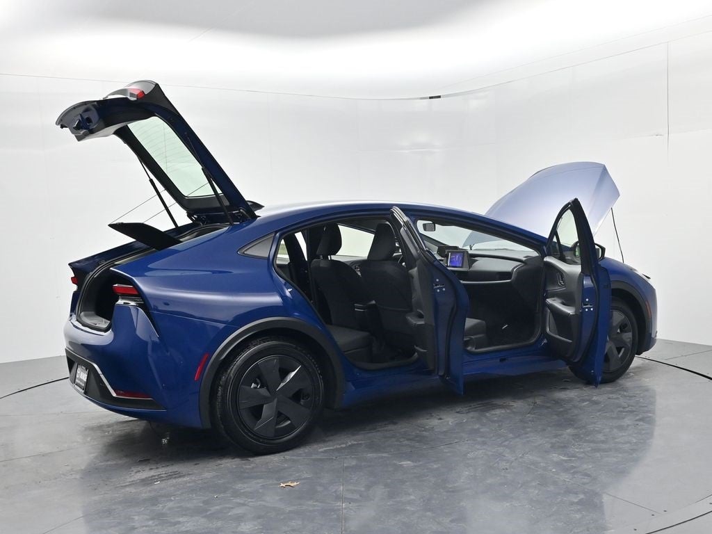 2026 Toyota Prius LE AWD