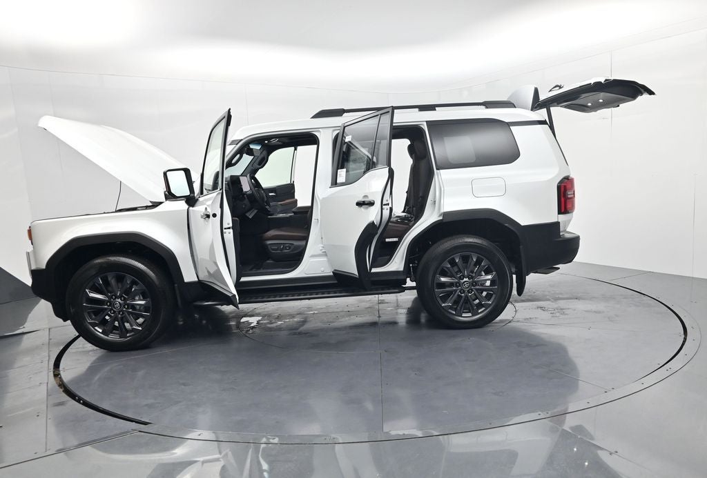 2026 Toyota Land Cruiser Base