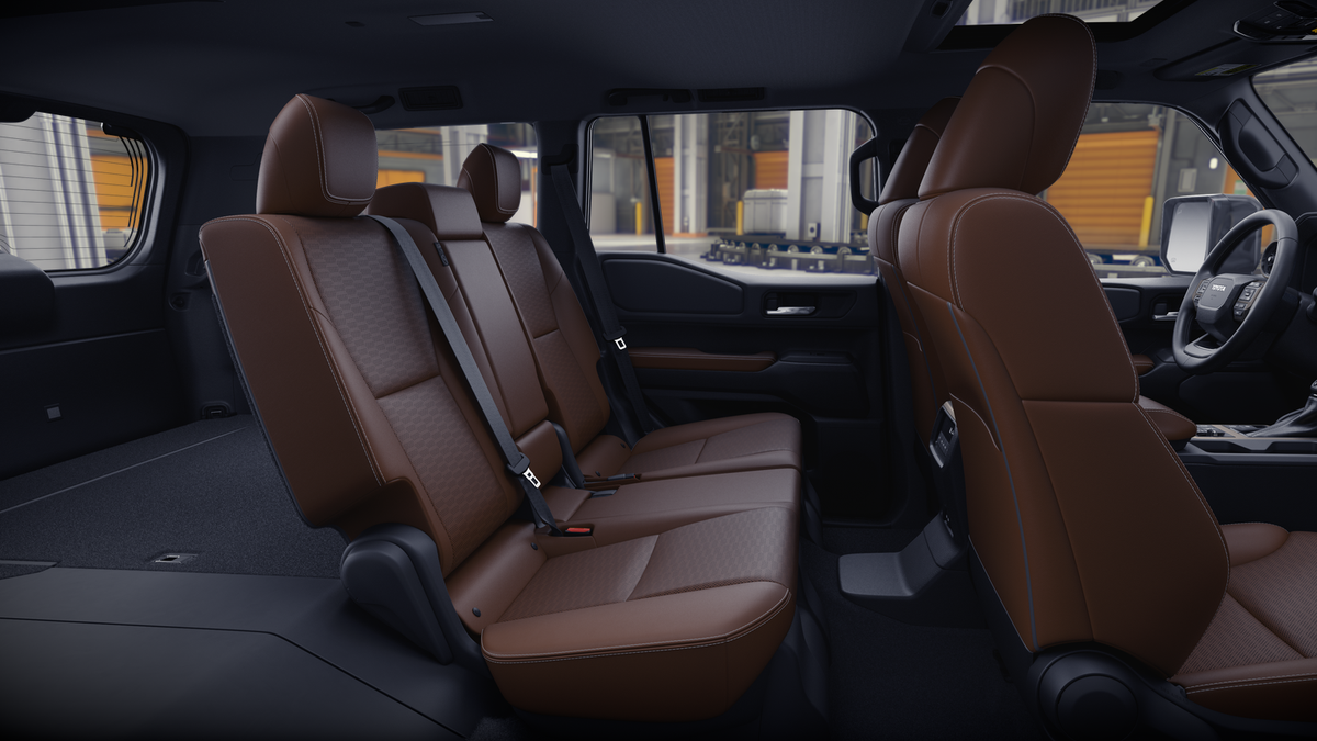 2026 Toyota Land Cruiser 4WD (Natl)