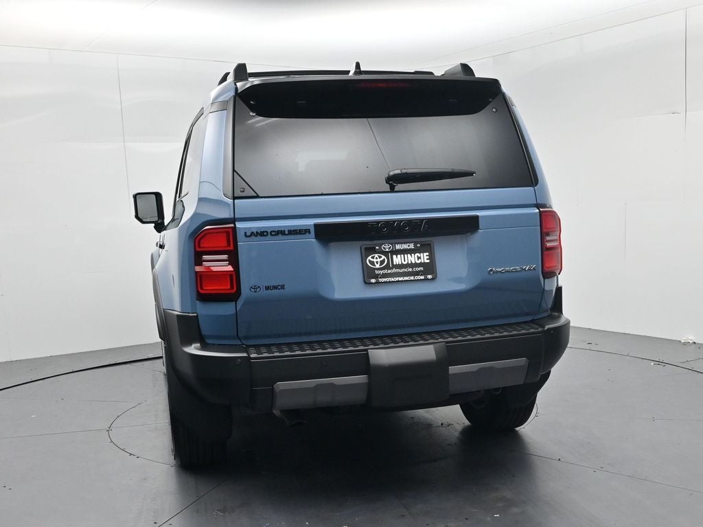 2027 Toyota Land Cruiser Base