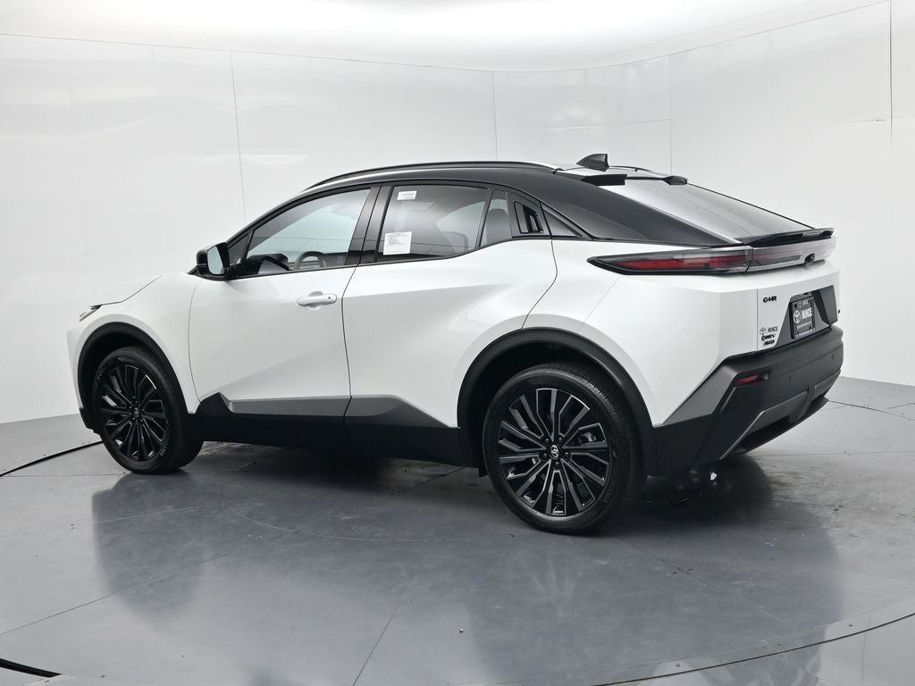 2026 Toyota C-HR XSE