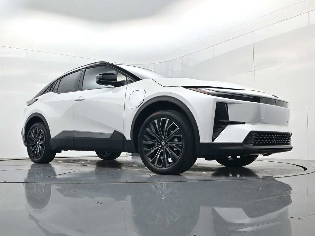 2026 Toyota C-HR XSE