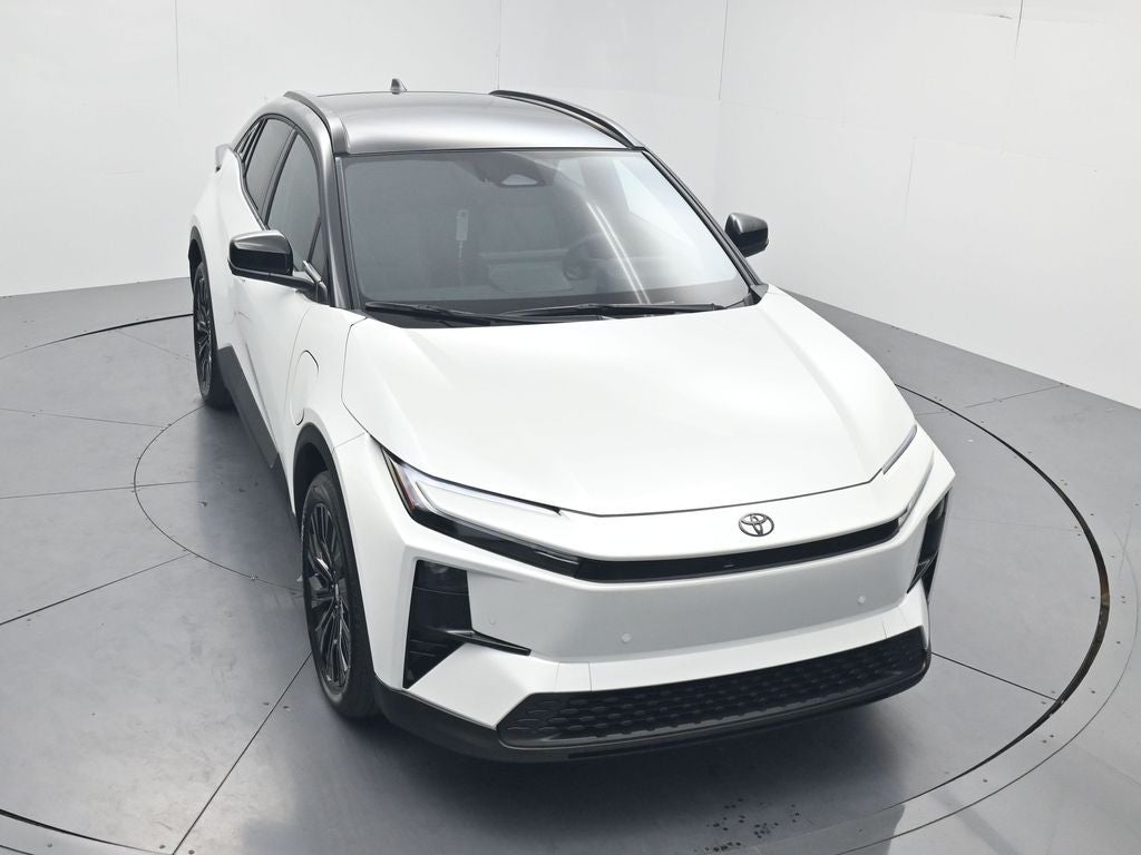 2026 Toyota C-HR XSE