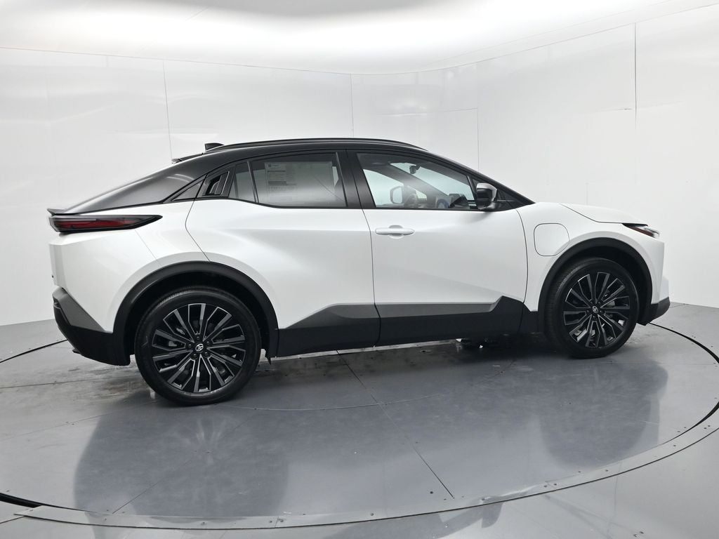 2026 Toyota C-HR XSE