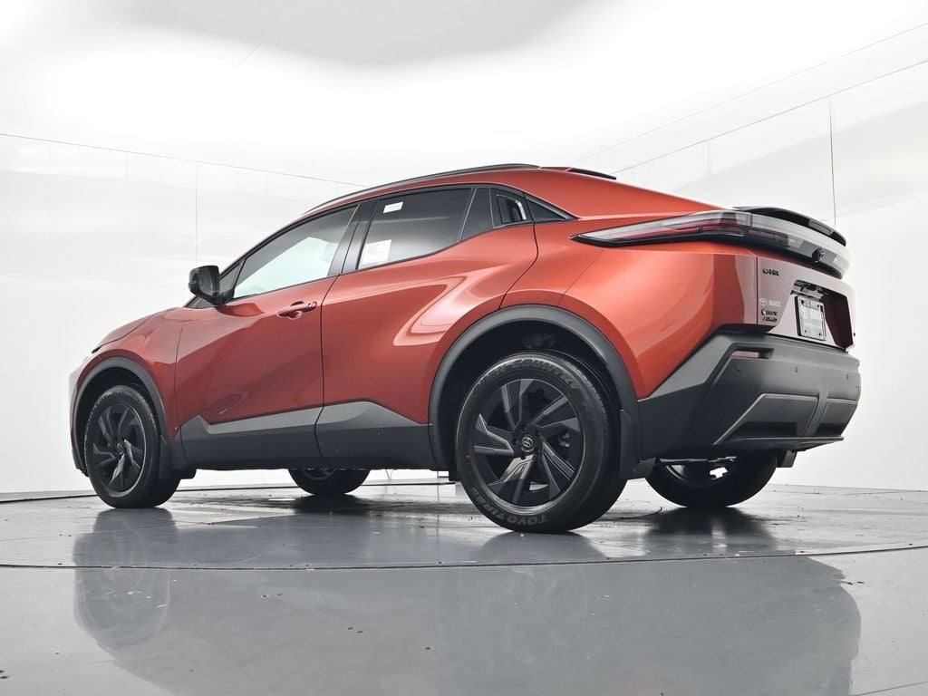 2026 Toyota C-HR SE