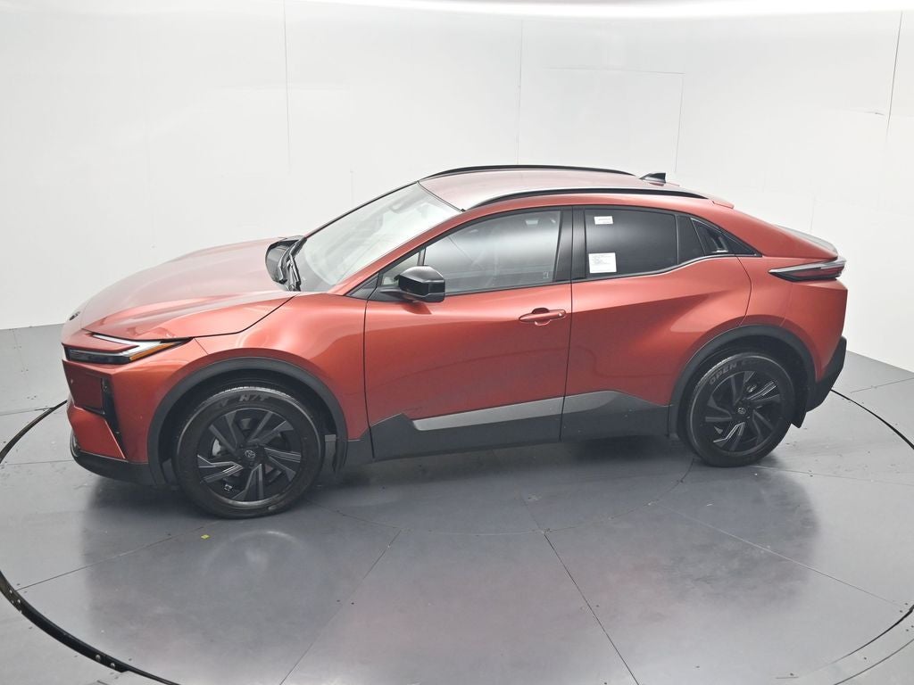 2026 Toyota C-HR SE