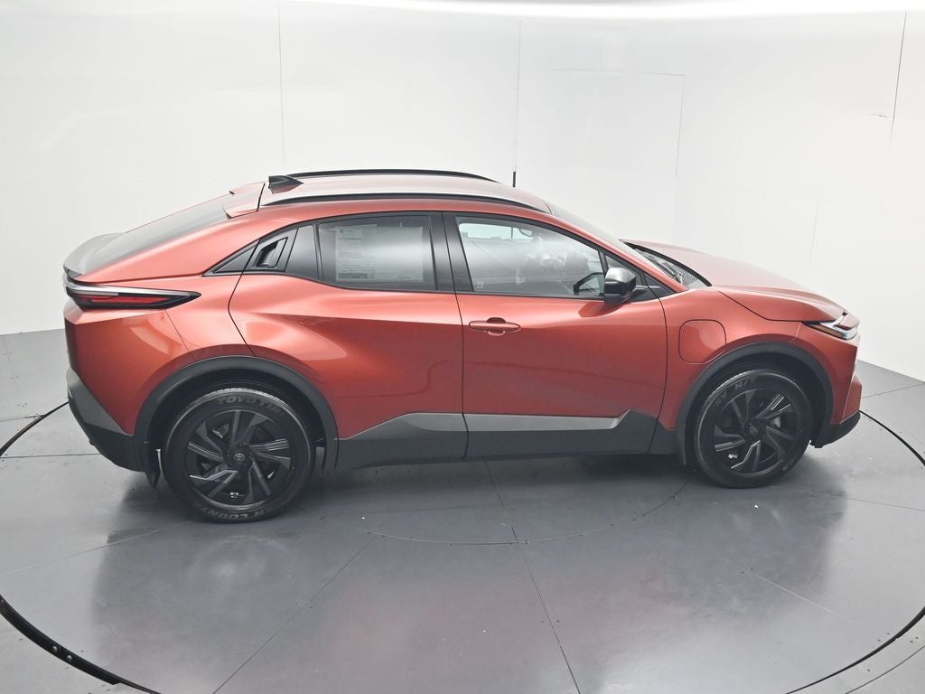 2026 Toyota C-HR SE