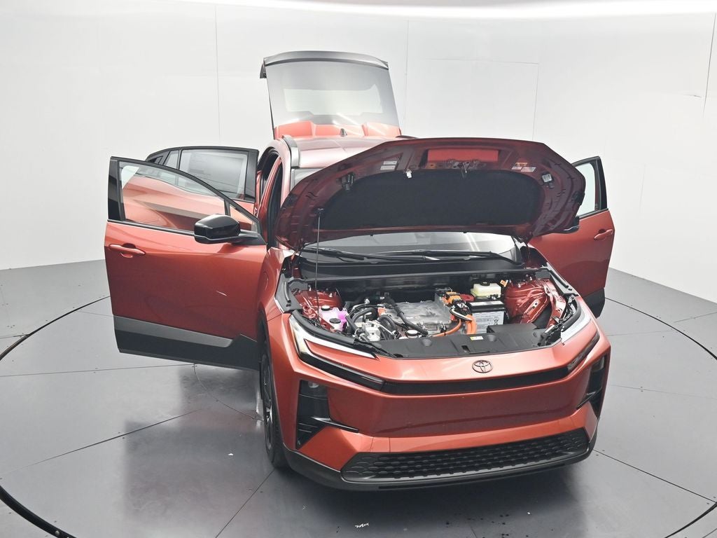 2026 Toyota C-HR SE