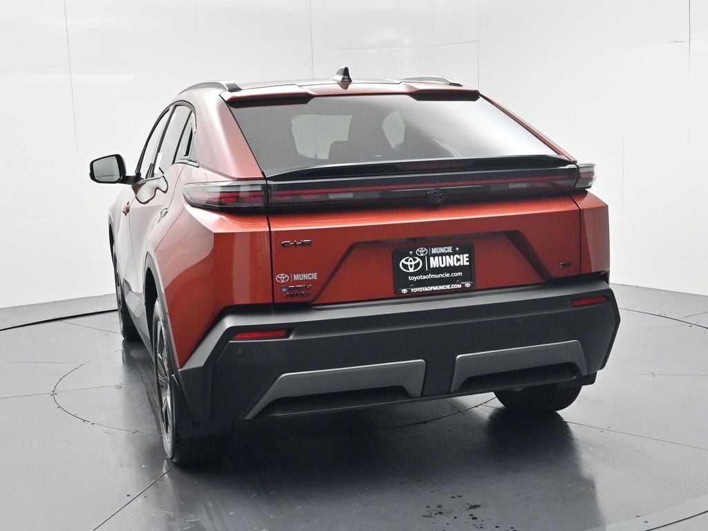 2026 Toyota C-HR SE